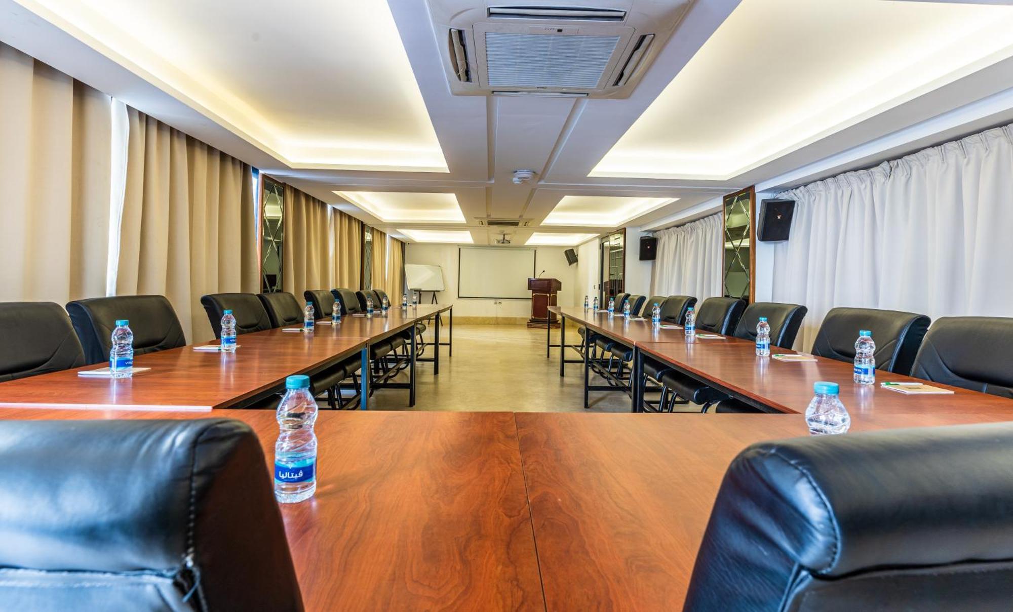One Hotel Казабланка Екстериор снимка Meeting room