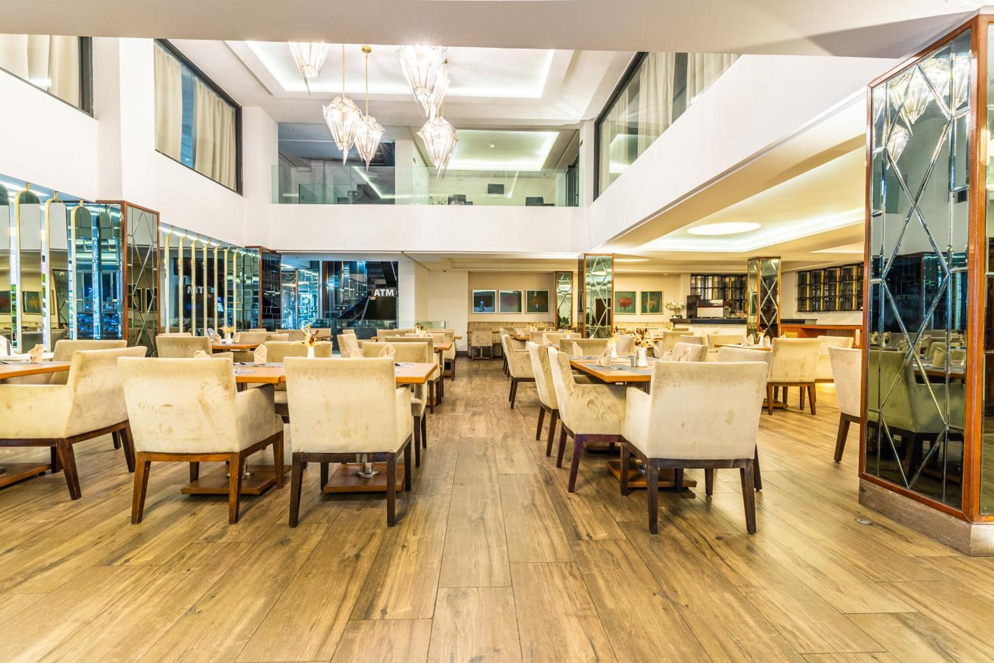 One Hotel Казабланка Екстериор снимка The restaurant